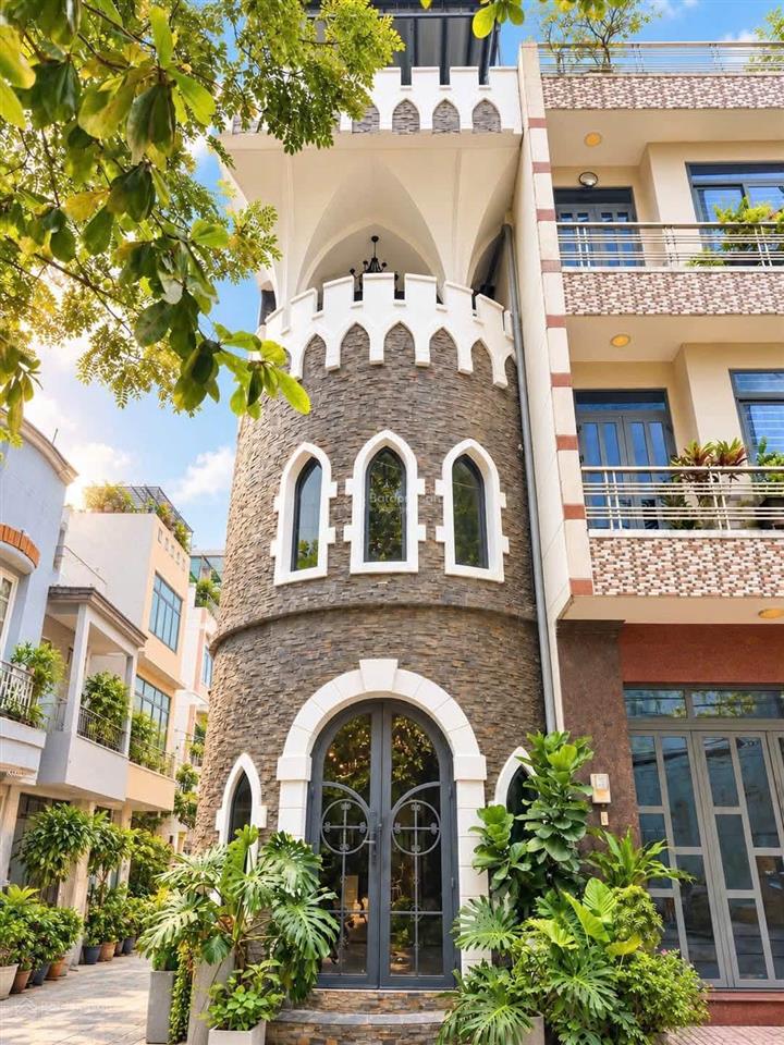 Villa châu âu 2 mt hẻm xe hơi di chuyển thoải mái. dt 58m2 chu văn an  p22  bình thạnh