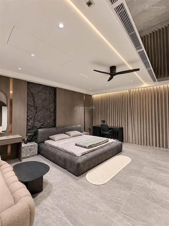 Cần tiền xoay vốn đầu tư chú ba chính chủ bán gấp nhà nguyễn công trứ, q1 68m2 cho thuê 23tr