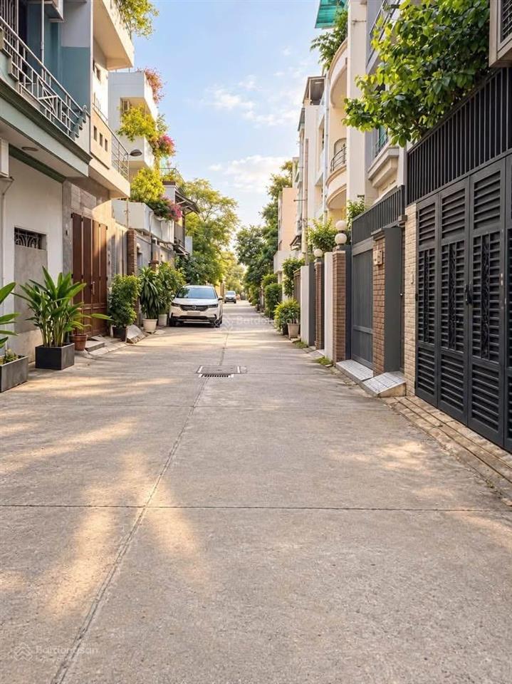 Anh chị tìm nhà bình thạnh, tài chính hơn 3 tỷ đã xem căn này chưa? hẻm nhựa 8m, ô tô tránh nhau