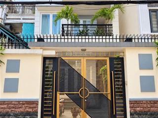 Bán nhanh nhà lê văn sỹ, q3 hơn 100m2 nhà 4 tầng 4phòng ngủ  5wc gần tân bình, phú nhuận