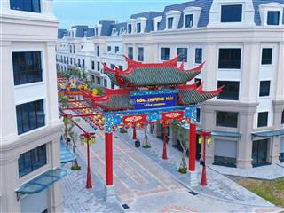 Rẻ hơn thị trường 400tr phố đi bộ hồng kông sát ngã tư tc3 vinhomes golden avenue móng cái