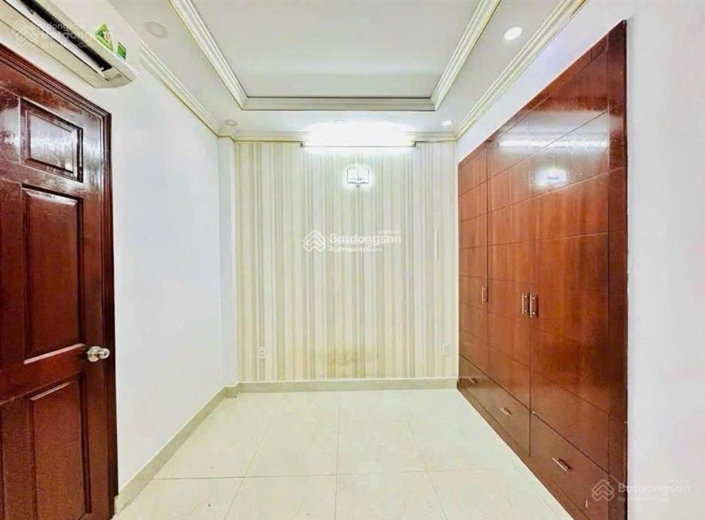 Chính chủ cần bán gấp nhà đường phạm đình hổ p2 quận 6 giá 4tỷ680/55m2(5x11m)nhà 3 lầushrhẻm 7m