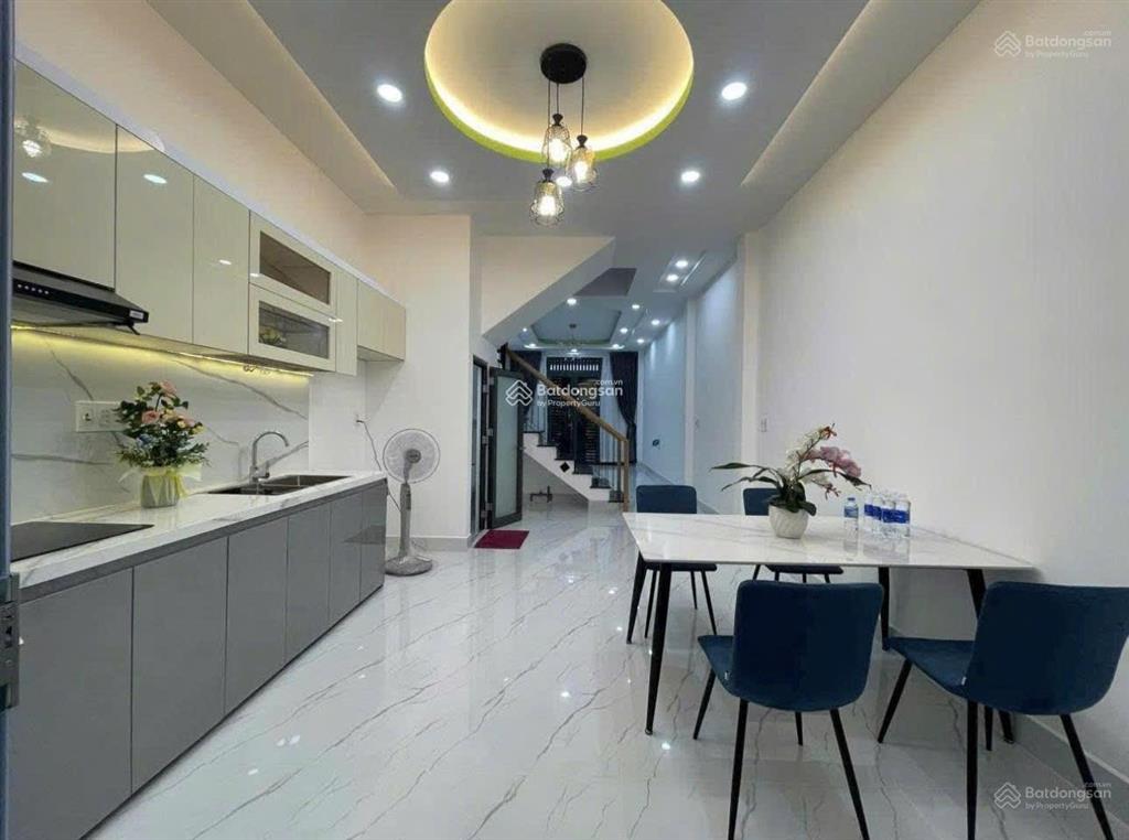 Chủ nhà định cư cần nhượng lại căn nhà đường dương quãng hàm p5 gò vấp giá 4tỷ580/55m2(5x11)shr7m