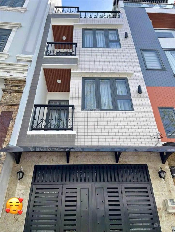 Chủ nhà định cư cần nhượng lại căn nhà đường dương quãng hàm p5 gò vấp giá 4tỷ580/55m2(5x11)shr7m