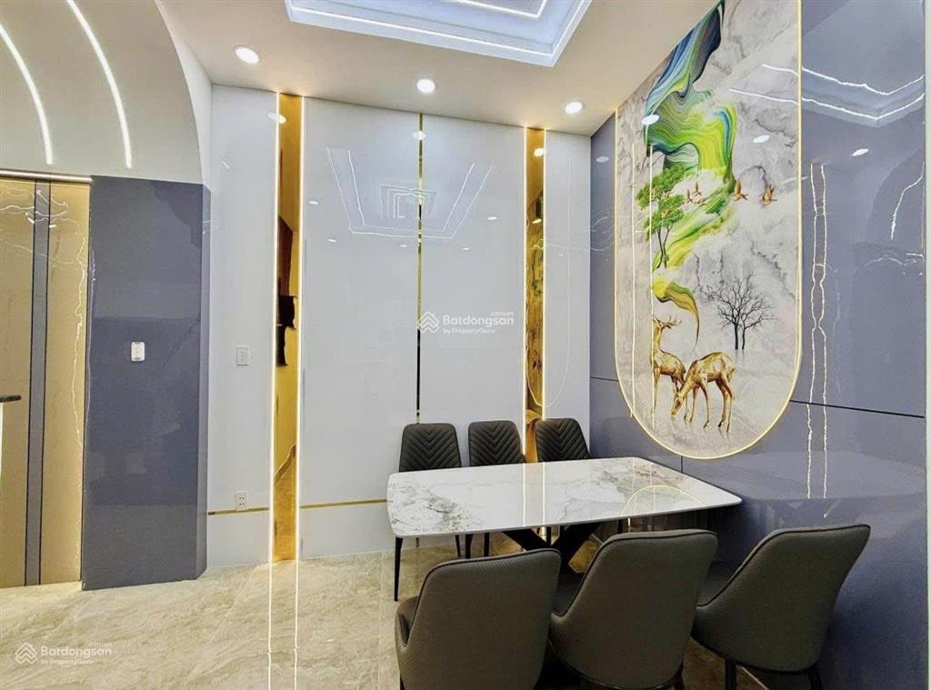 Vị trí kim cương nhà đường đặng văn bi p.thủ đức quận thủ đức giá 4tỷ790/61,2m2(5,1x12m) hẻm 6mshr