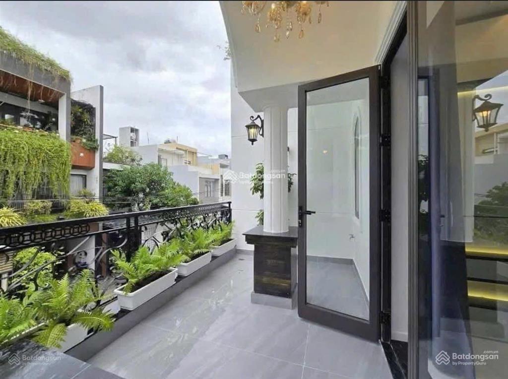 Một căn độc quyền duy nhất nhà đường hoa mai p2 phú nhuận giá 5tỷ580/75m2(6x12,5m)nhà 2 lầuhẻm 7m.