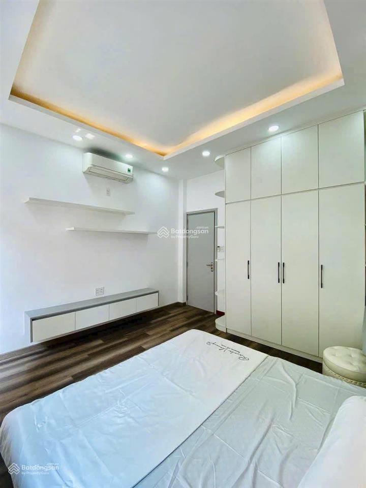 Cô hai đi út định cư cần bán nhà đường lãnh binh thăng p8 quận 11 giá 4tỷ650/55m2(5x11m) shr2 lầu