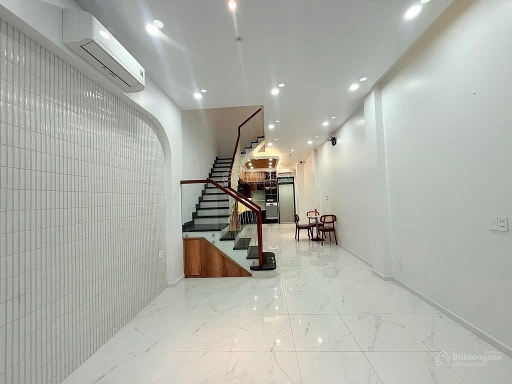 Nhà đẹp giá rẻ nằm ngay đường an bình p5 quận 5 giá 4tỷ790/67,6m2(5,2x13m)nhà 2 lầushrpháp lý ok