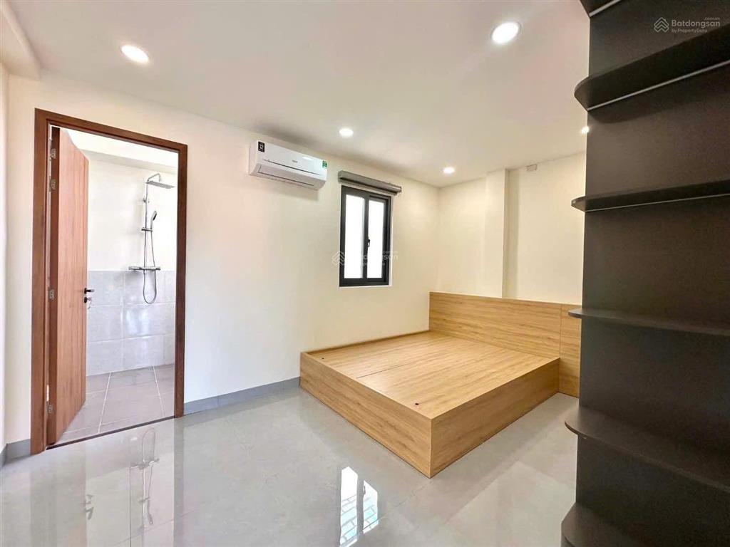 Chuyển công tác cần bán nhà đường hoa sữa p2 phú nhuận giá 5tỷ390/78m2(5,2x15m)nhà 3 lầushrhẻm 7m