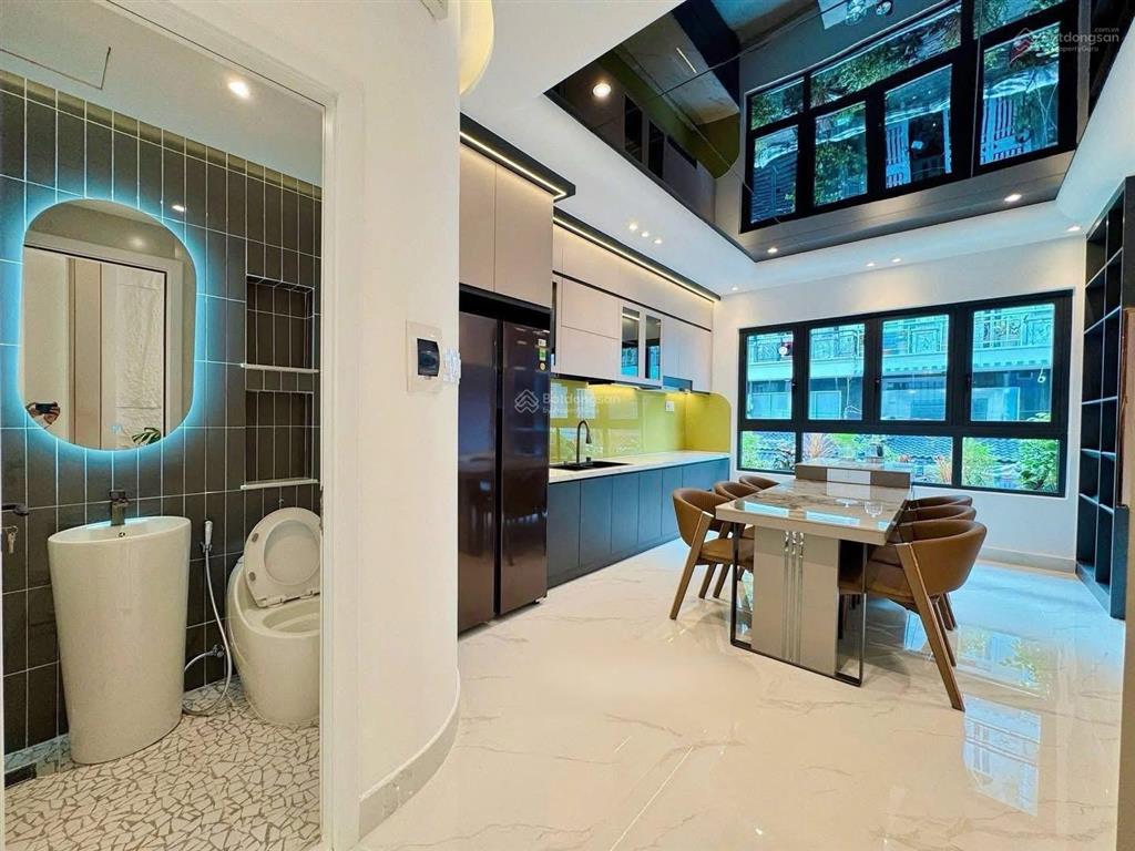 Lên sóng siêu phẩm nhà đường trần khắc chân p.tân định quận 1 giá 5tỷ390/84m2(6x14m)shr  nhà 4 lầu