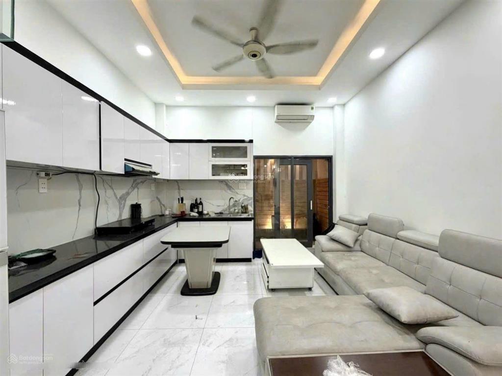 Ngộp vốn cần bán nhà đường đỗ xuân hợp p.phước long quận 9 giá 4tỷ290/65m2(5x13m) nhà 2 lầuhẻm 6m