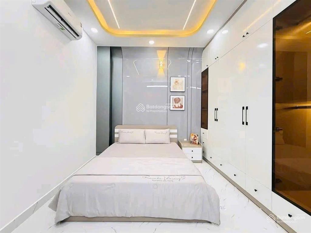 Lên sóng siêu phẩm nhà đường trần nhân tôn p2 quận 10 giá 4tỷ790/70m2(5x14m)nhà 3 lầushr hẻm 7m