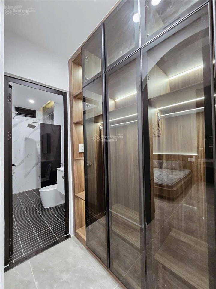 Xoay vốn làm ăn cần bán nhà đường đội cung p9 quận 11 giá 4tỷ750/62,5m2(5x12,5m)nhà 2 lầushr6m
