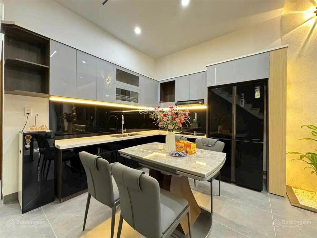 Lên sóng siêu phẩm nhà đường lê văn sỹ p. võ thị sáu quận 3 giá 5tỷ090/70m2 (5x14m)nhà 3 lầuhẻm 7m