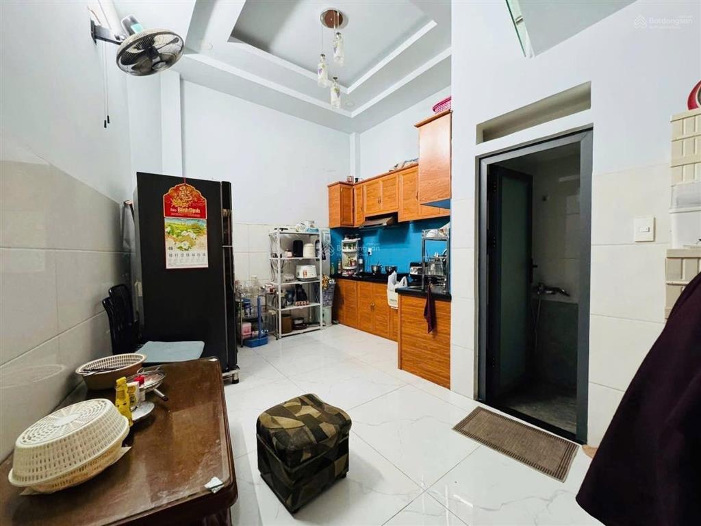 Chính chủ cần bán gấp nhà đường linh đông p. linh đông thủ đức giá 6tỷ040/65m2(5x13m)shr2lầu6m