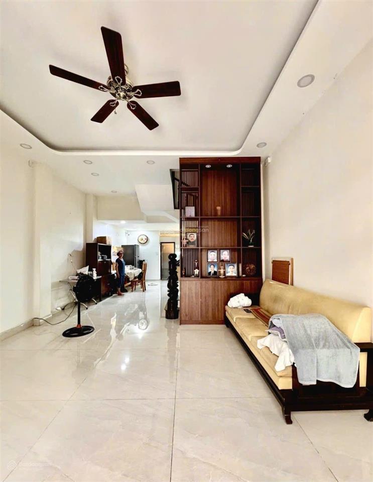 Định cư mỹ cần bán nhà đường hoa lan p2 phú nhuận 77m2 (5,5x14m) nhà 3 lầu  shr  pháp lý ok
