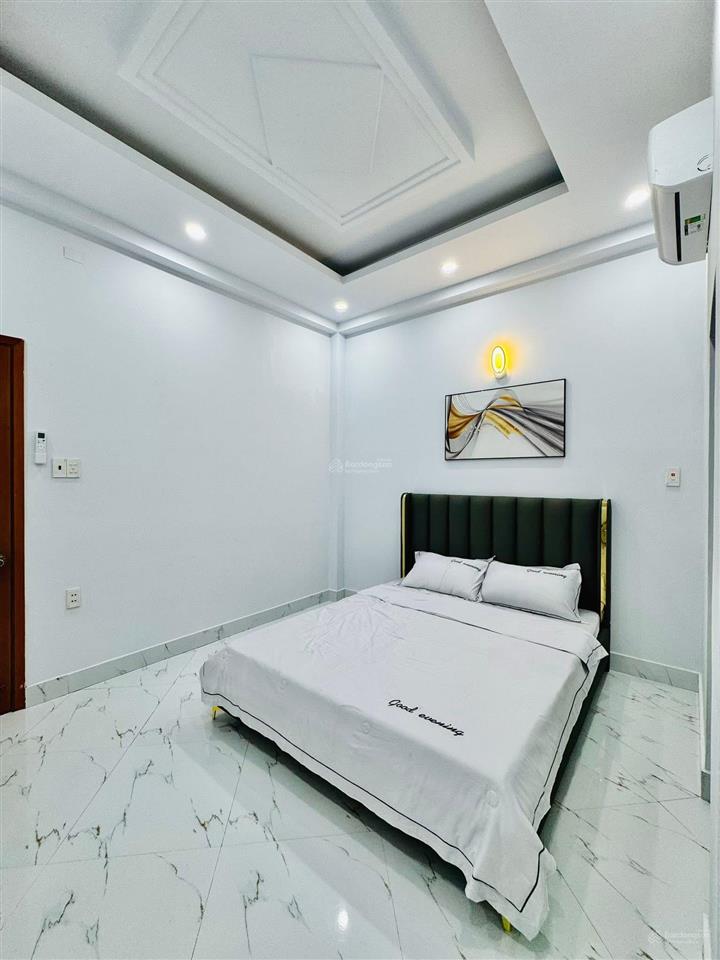 Kẹt tiền bán gấp nhà an dương vương,p4,q5 giá 3tỷ5/65,1m2 cho thuê 26 triệu gần đại học sài gòn