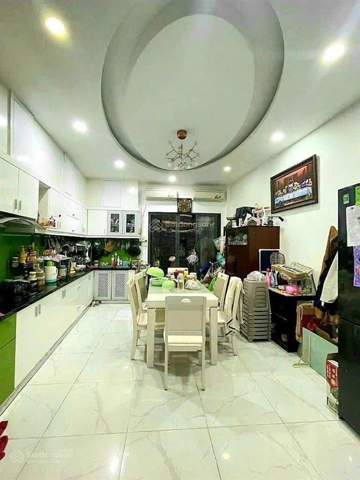 3tỷ5/63,8m2 nhà đường 2 làn oto 6m trần minh quyềnp10q10 cho thuê 21tr gần nhà hát hoà bình