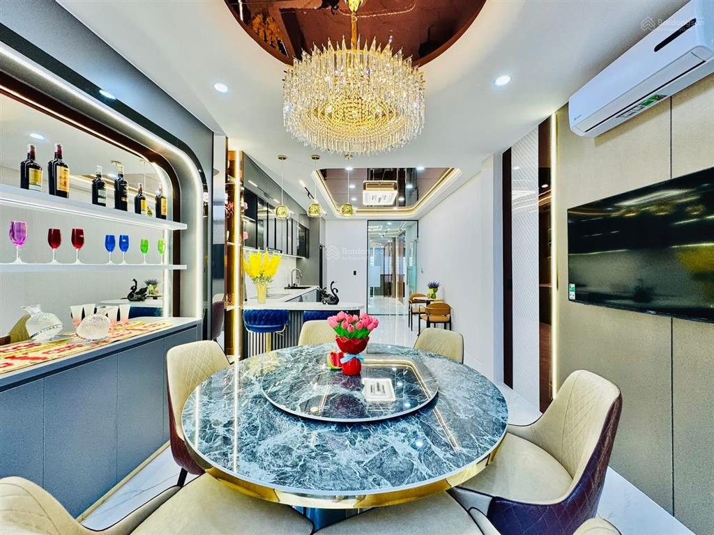 Giảm mạnh bán gấp đường 6m phan văn hân,p17,bình thạnh giá 3tỷ5/66m2 cho thuê 22tr gần cầu bông