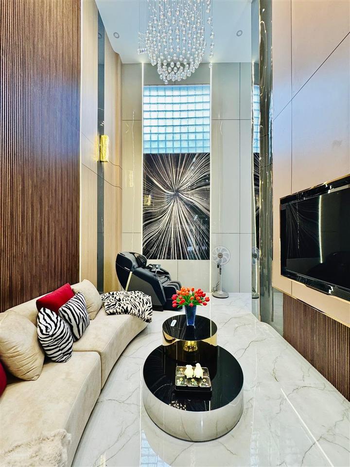 Giảm mạnh bán gấp đường 6m phan văn hân,p17,bình thạnh giá 3tỷ5/66m2 cho thuê 22tr gần cầu bông