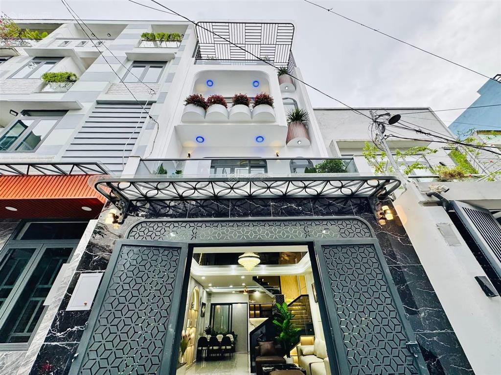 Cả nhà định cư úc bán gấp nhà nguyễn biểup2q5 giá 3tỷ250/69m2 cho thuê 22tr gần đại học sài gòn