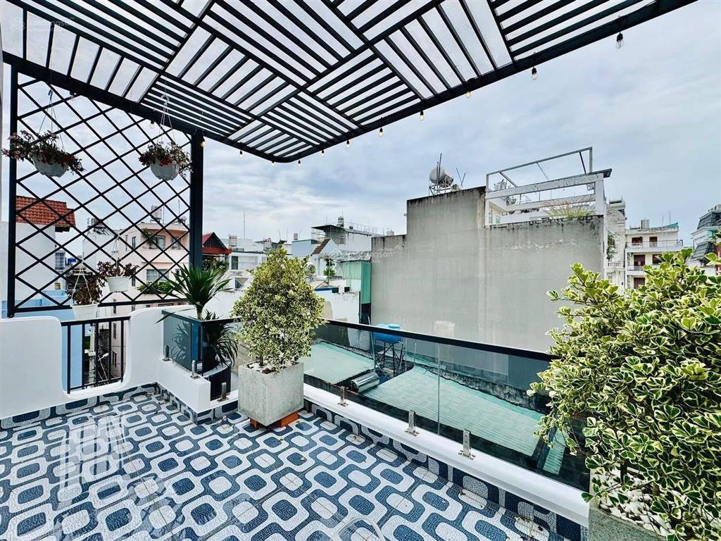 Cả nhà định cư úc bán gấp nhà nguyễn biểup2q5 giá 3tỷ250/69m2 cho thuê 22tr gần đại học sài gòn