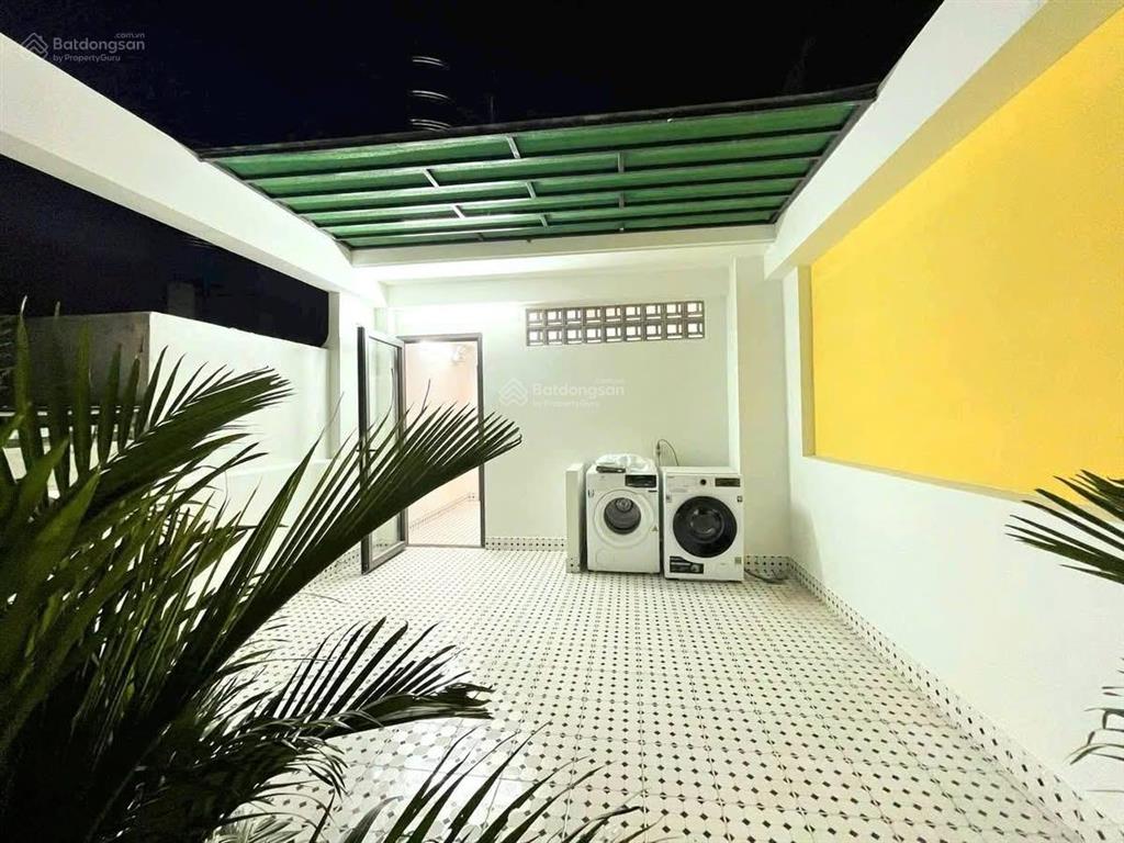 Kẹt tiền bán gấp nhà đường nguyễn huy tự, đa kao, q1 75,4m2 thuê 33tr gần cv lê văn tám