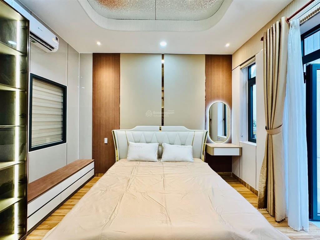 Đặc biệt duy nhất giá 4tỷ350/63m2 đường 6m cô giang p.cô giangq1 cho thuê 30tr gần chợ cô giang