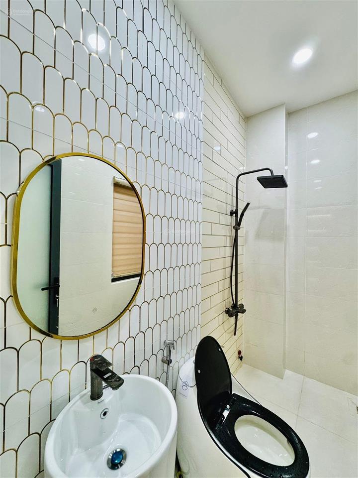 Đặc biệt duy nhất giá 4tỷ350/63m2 đường 6m cô giang p.cô giangq1 cho thuê 30tr gần chợ cô giang