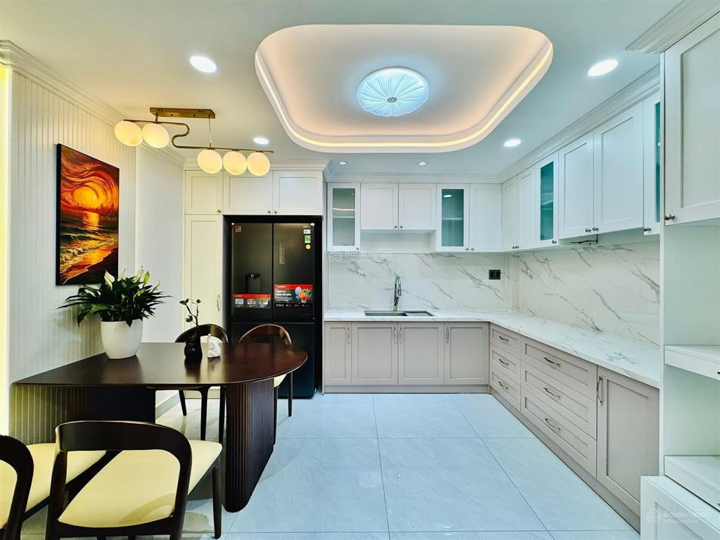Định cư úc bán nhà đường nguyễn phi khanh,tân định,q1 giá 4tỷ2/71m2 cho thuê 28tr gần chợ tân định