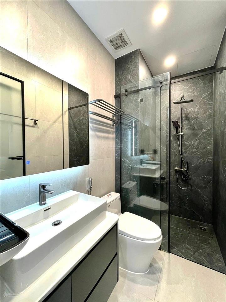 Giảm mạnh bán gấp nhà 1tỷ950/68,4m2 đường tô vĩnh diện,thủ đức cho thuê 16tr gần vincom thủ đức