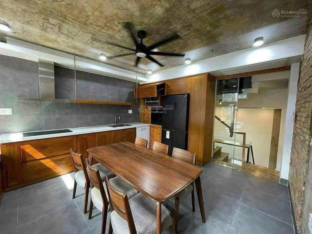 Kẹt tiền bán gấp nhà đường 6m kỳ đồngp9q3 giá 4tỷ2/73m2 cho thuê 26tr gần bệnh viện tai mũi họng