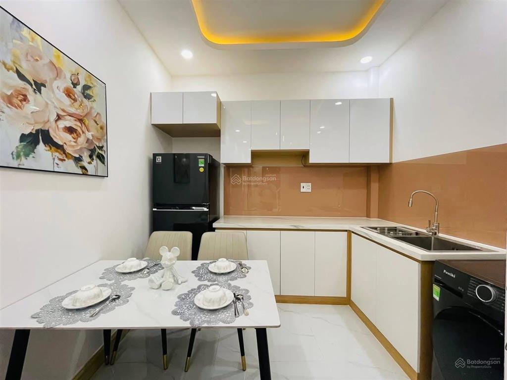 Bán gấp nhà võ văn ngânp.linh chiểuthủ đức giá 2tỷ050/63,9m2 cho thuê 15tr gần vincom thủ đức