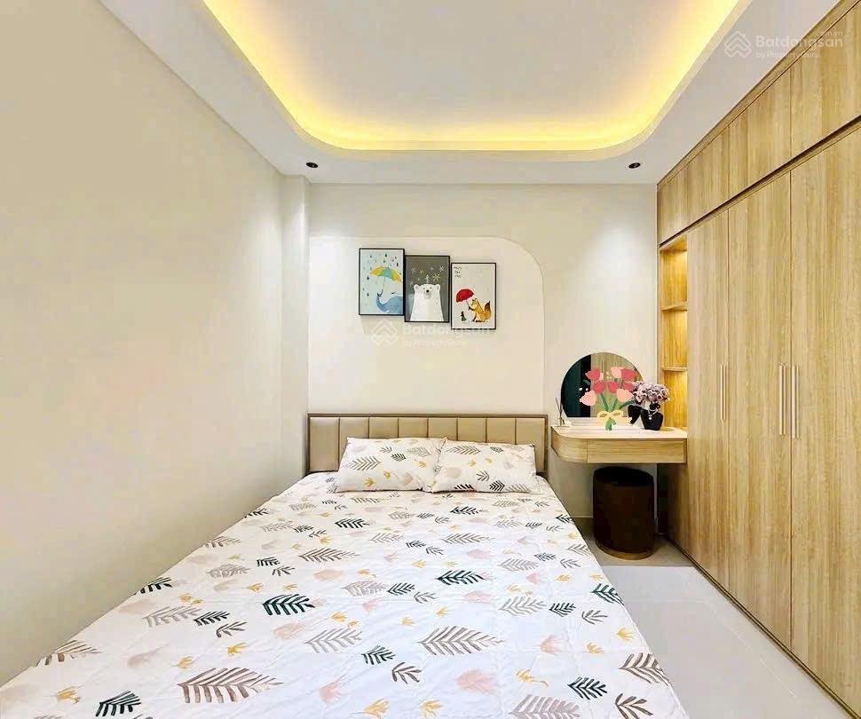 Chú hai bán gấp nhà đường 6m an dương vương  p4  q5 63m2 cho thuê 20tr gần chợ bàu sen