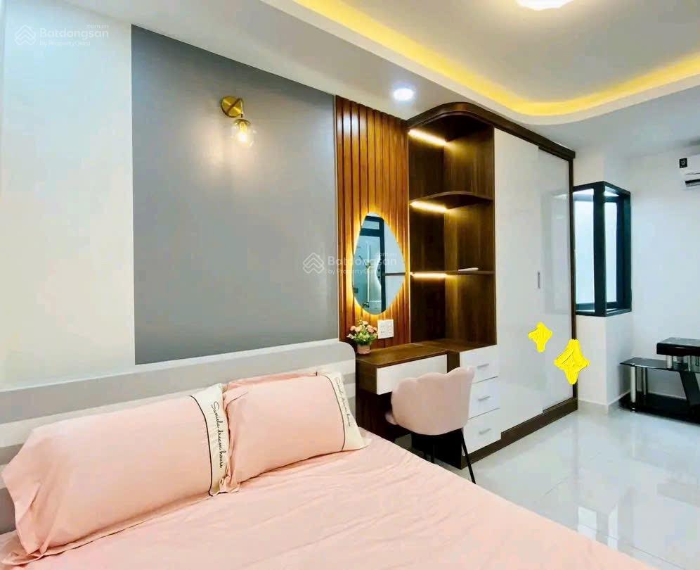 Hạ giá sốc 71m2 nhà đường 6m trần bình trọng, p2, q5 đang cho thuê 22tr gần đại học sàigòn