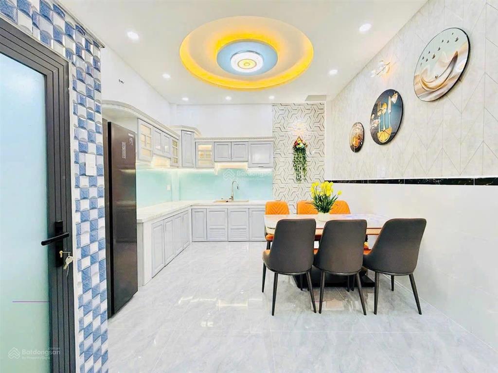 Cần bán nhà đường 6m nguyễn cửu vân, p17, bình thạnh 75,4m2 cho thuê 24tr gần chợ thị nghè
