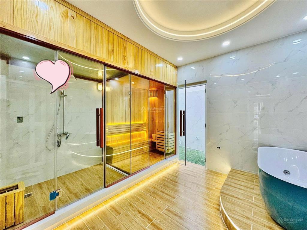 Hạ giá mạnh 72,9m2 đường trần quý khoách  p. tân định  q1 cho thuê 28tr gần chợ tân định