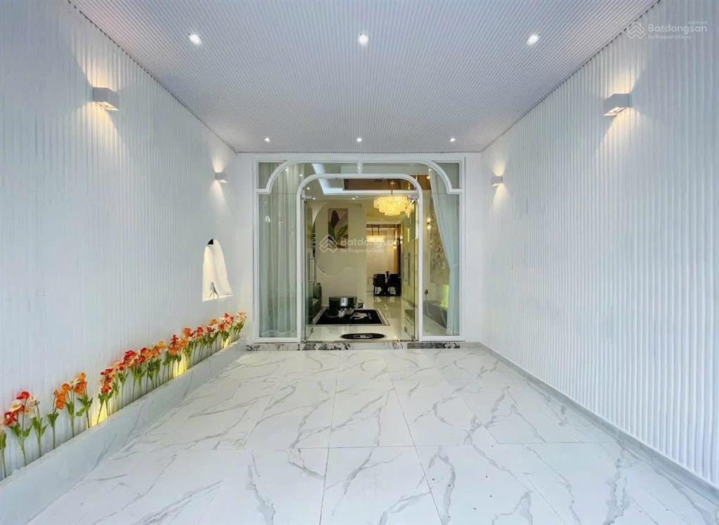 Định cư úc bán nhà đường nguyễn phi khanh, tân định, q1 71m2 cho thuê 28tr gần chợ tân định