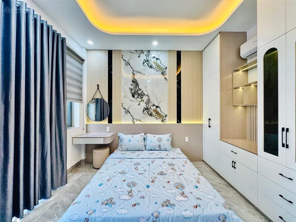 Cần bán gấp căn nhà bề ngang khủng 6m đường cô giang  p. cô giang  q1 72m2 cho thuê 26tr