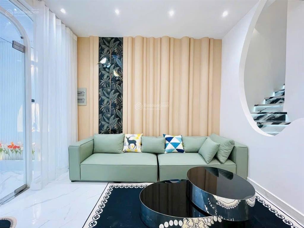 Định cư úc bán nhà đường nguyễn phi khanh, tân định, q1 71m2 cho thuê 28tr gần chợ tân định