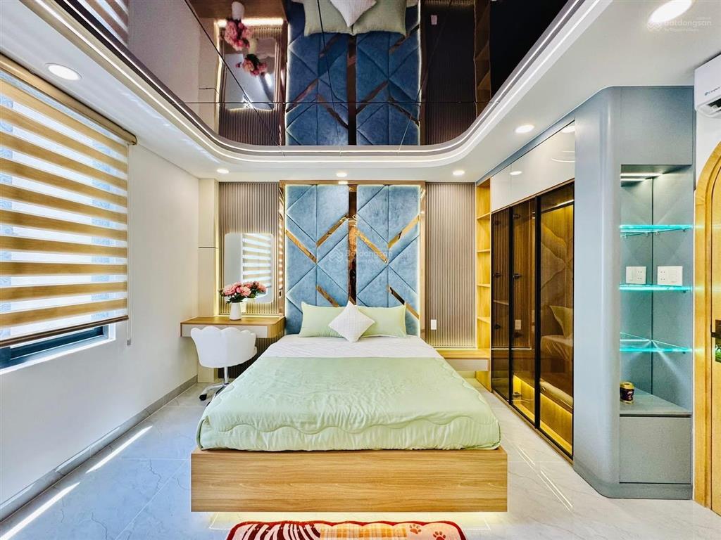 Kẹt tiền bán nhà đường 6m nguyễn thôngp9q3 71m2 cho thuê 26tr gần ga sài gòn