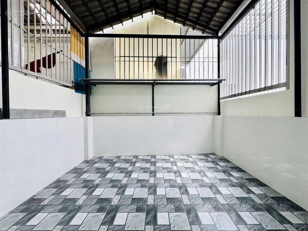 Chỉ duy nhất 1 căn bán nhanh nhà đường 6m võ văn tần, p5, q3 65,7m2 thuê 25tr gần cv tao đàn