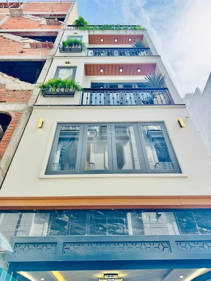 Cả nhà định cư úc bán gấp nhà nguyễn biểu  p2  q5 69m2 cho thuê 22tr gần đại học sài gòn