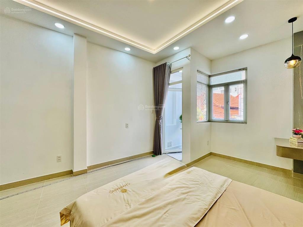 Bán gấp nhà oto đường nguyễn hữu cầu, p. tân định, q1 dt 63,9m2 cho thuê 34tr gần chợ tân định