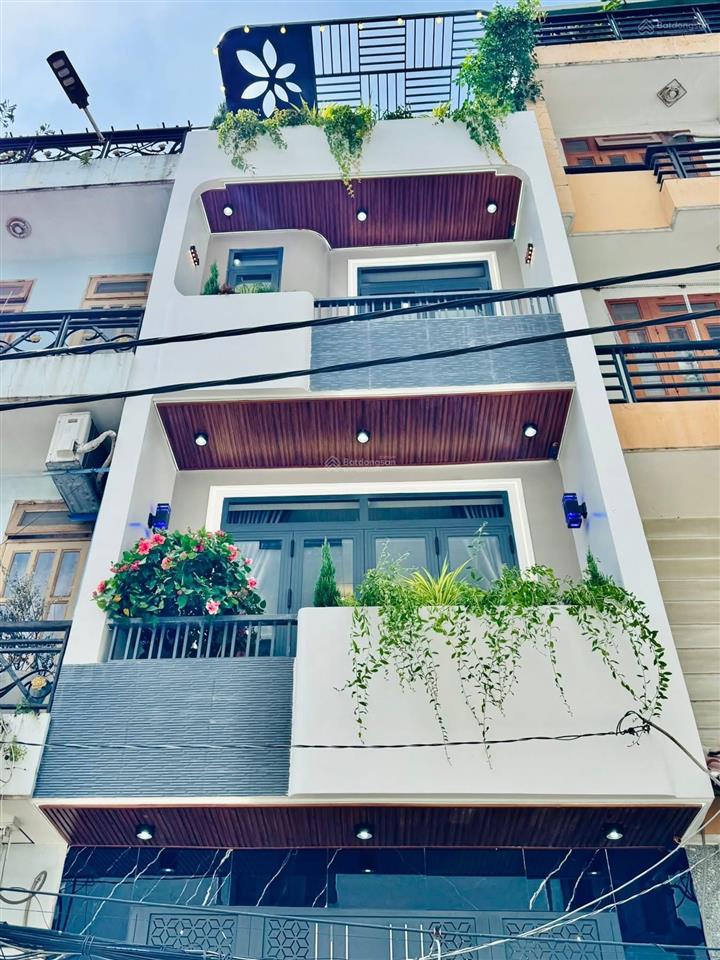 Giá siêu tốt 75,4m2 đường trần nhật duật  tân định  q1 cho thuê 31tr gần chợ tân định