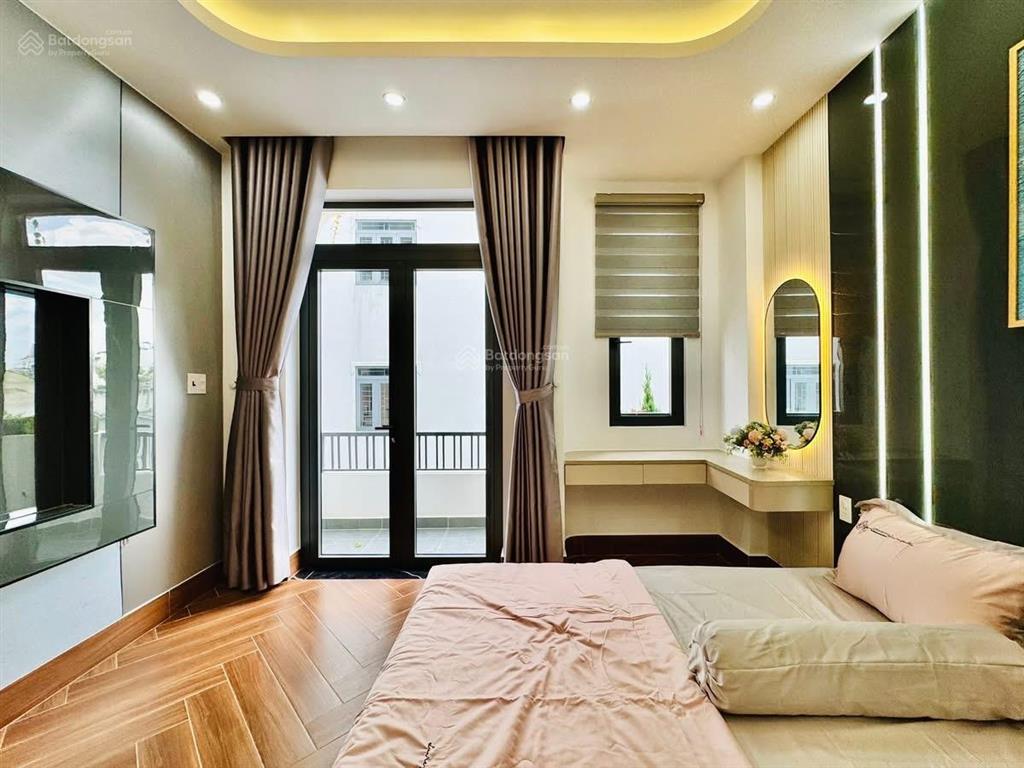 Giá siêu tốt 75,4m2 đường trần nhật duật  tân định  q1 cho thuê 31tr gần chợ tân định