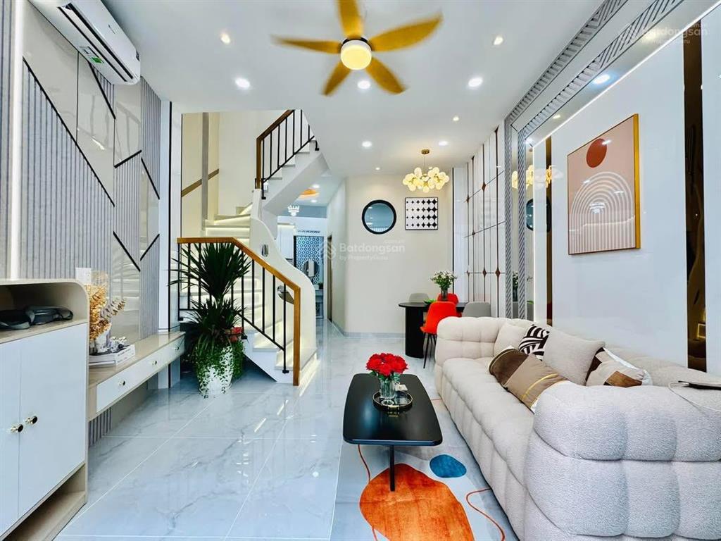 Bán nhà riêng đường 6m lê hồng phong, p12, q10 76,8m² cho thuê 28tr gần vạn hạnh mall