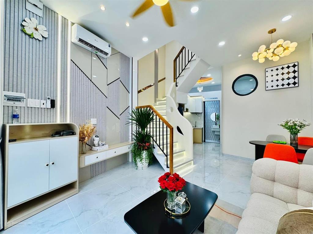 Bán nhà riêng đường 6m lê hồng phong, p12, q10 76,8m² cho thuê 28tr gần vạn hạnh mall