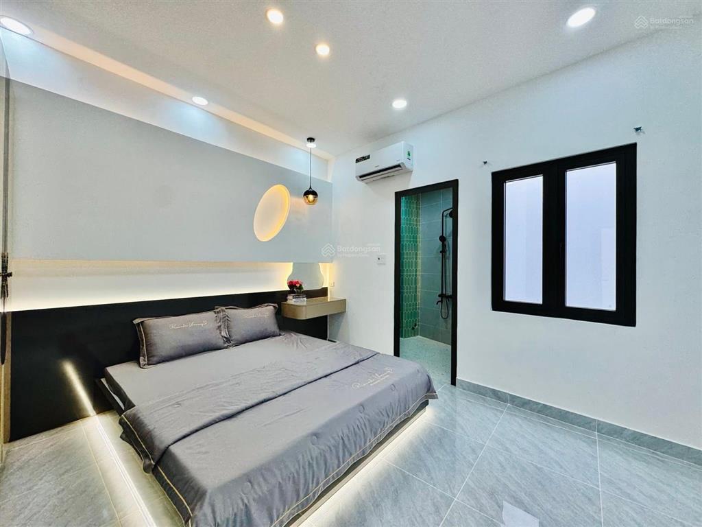 Bán gấp nhà đường nguyễn thị minh kha, p. bến nghé, q1 giá 63,9m2 cho thuê 34tr gần chợ tân định
