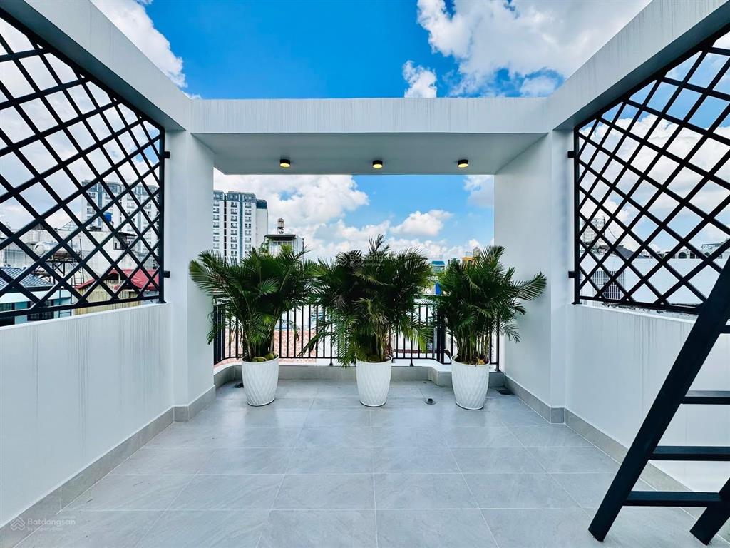 Cần bán gấp căn nhà bề ngang khủng 6m đường cô giang  p. cô giang  q1 72m2 cho thuê 26tr